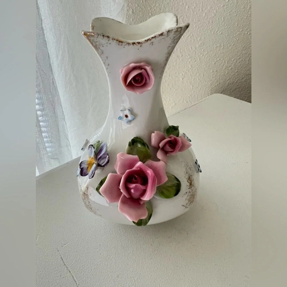 Lefton Vintage Raised Roses~ FLOWERS PINK~ Small Bud Vase